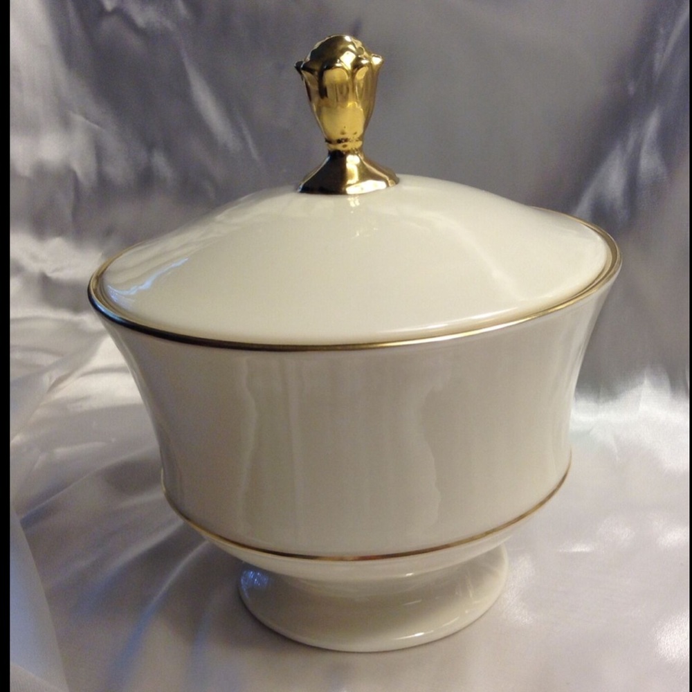 NWOT VTG Elegant Lenox China Covered Dish 6"